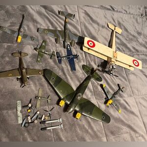 Vintage model aircraft set of 9 planes